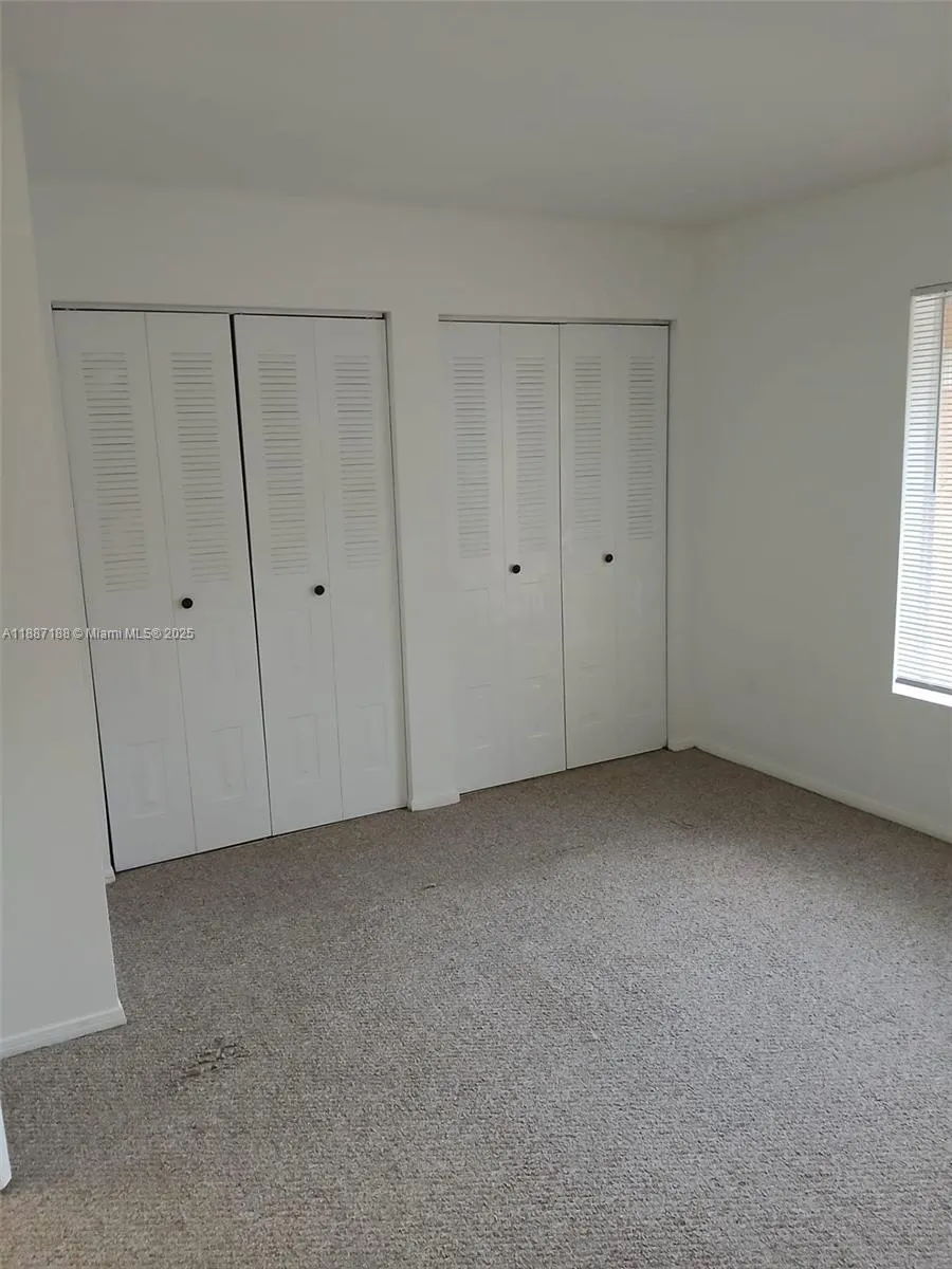 2405 NW 33rd St, #1214