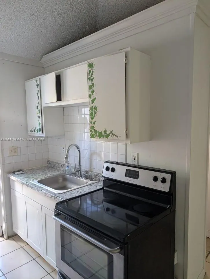 1718 Pierce St, #3