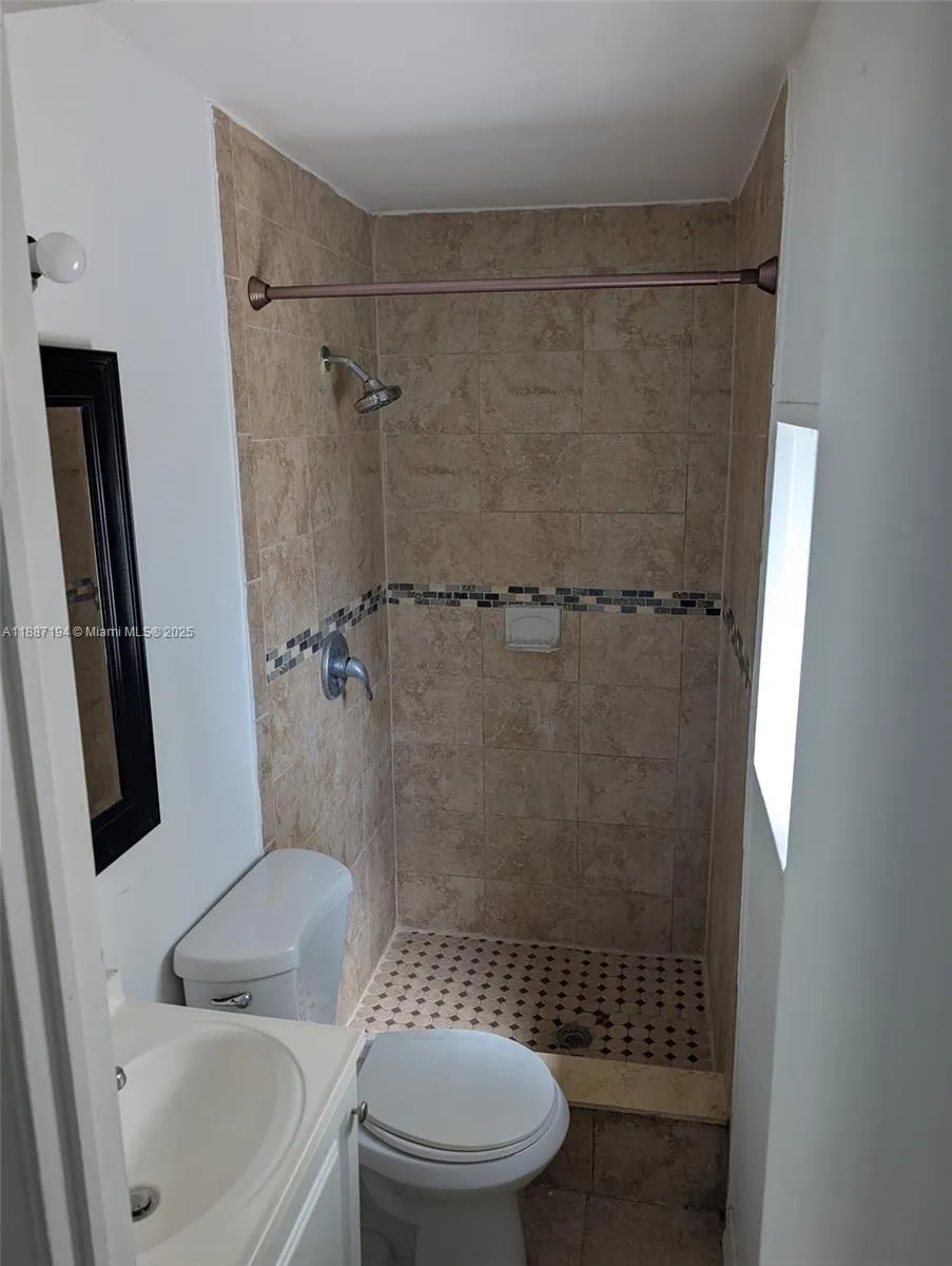 1718 Pierce St, #3