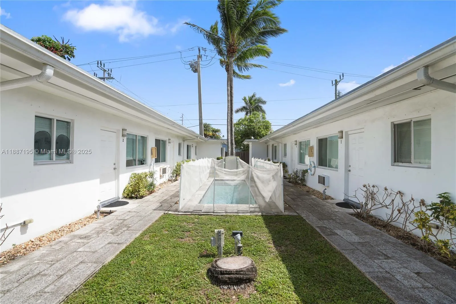 932 Moffett St, #7