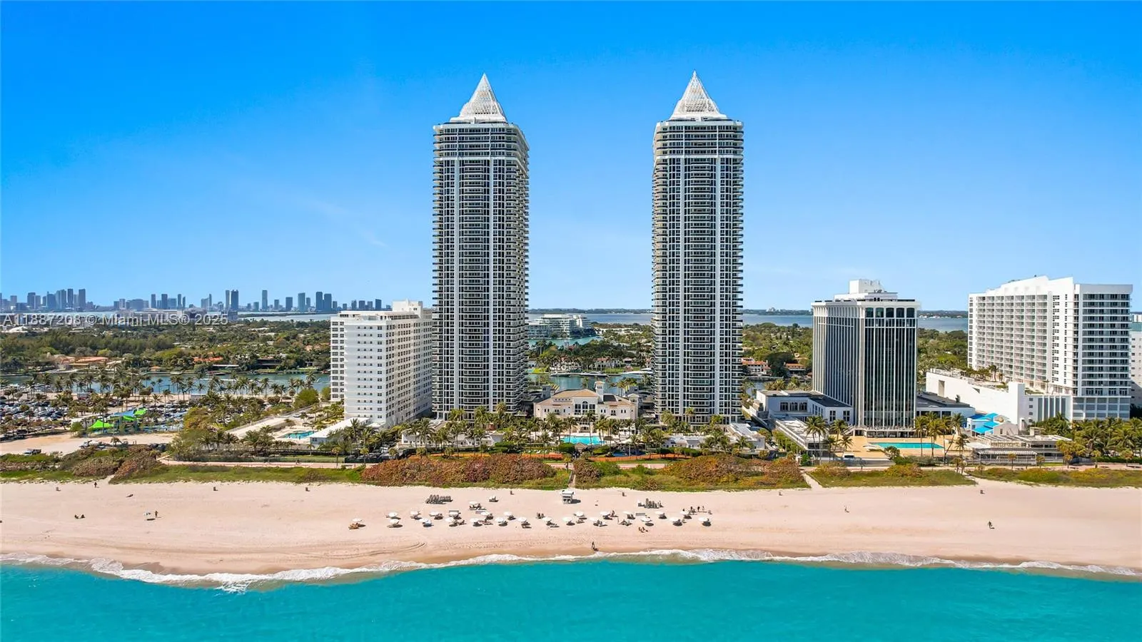 4779 Collins Ave, #506