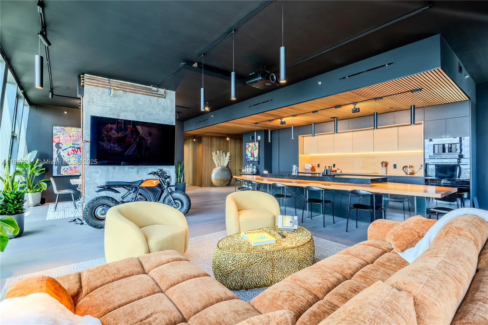 1451 Brickell Ave, #3903