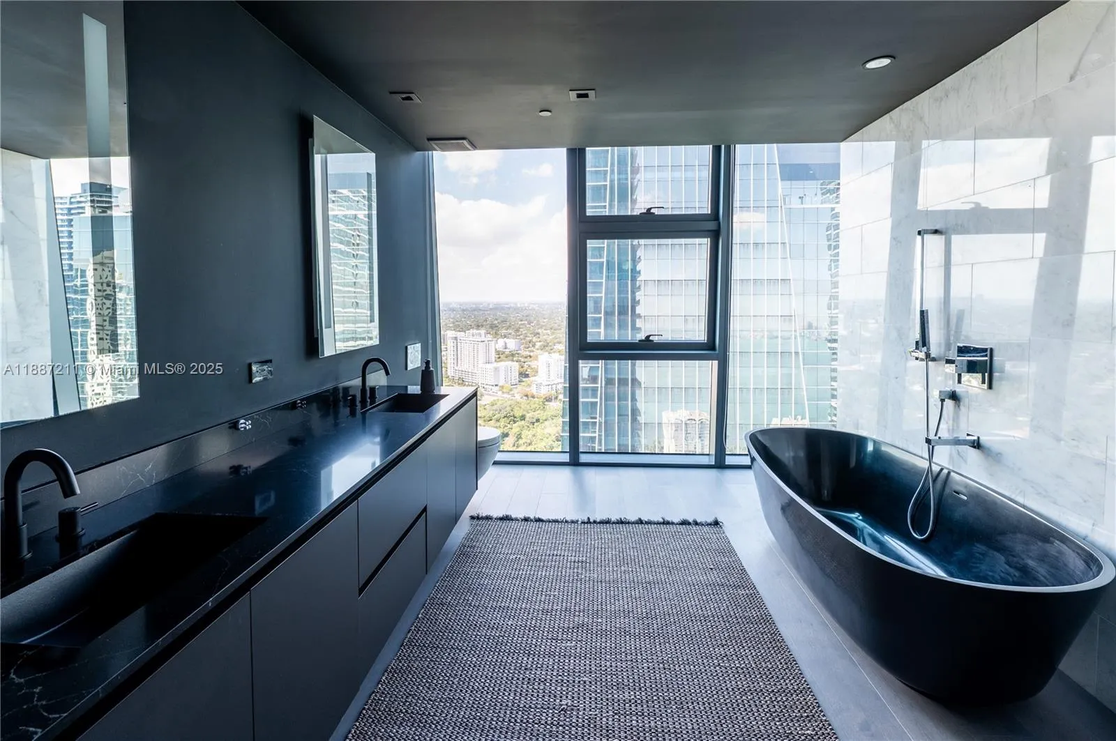1451 Brickell Ave, #3903