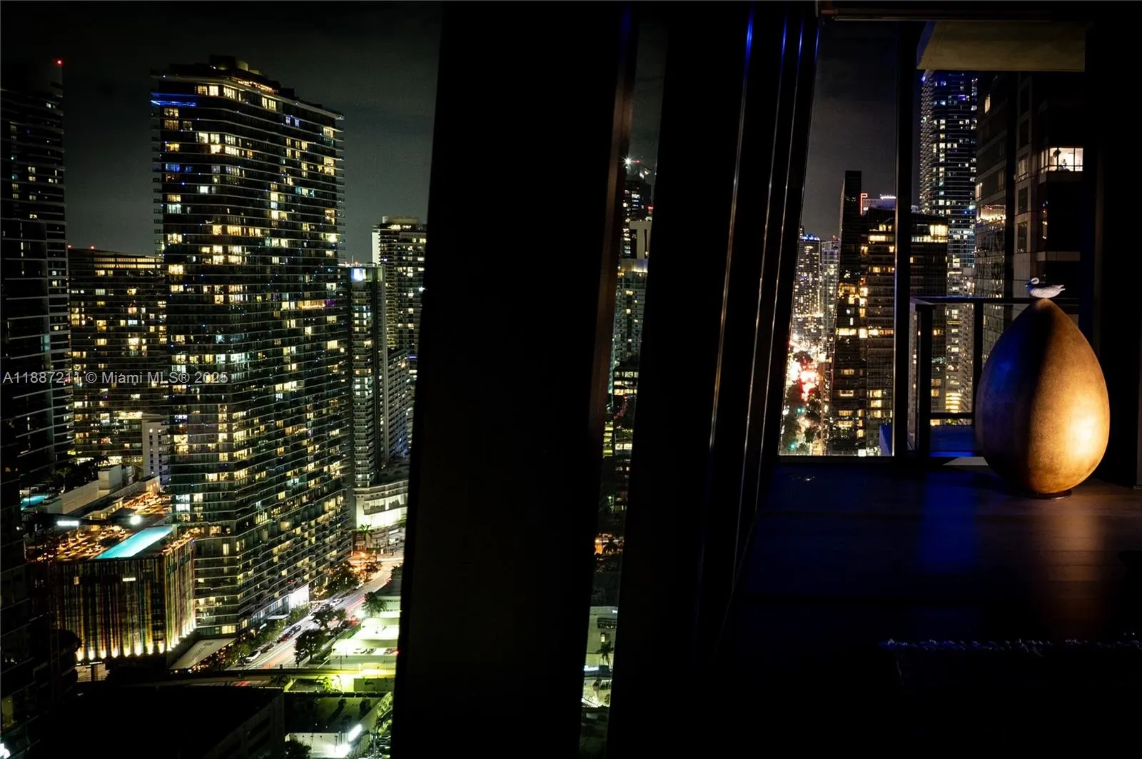 1451 Brickell Ave, #3903