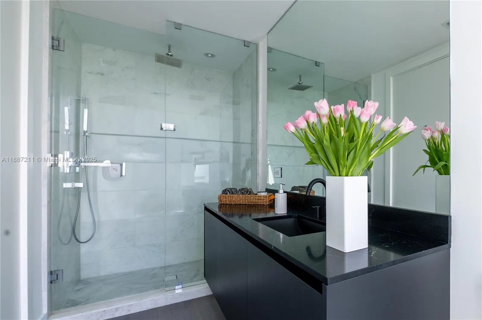 1451 Brickell Ave, #3903