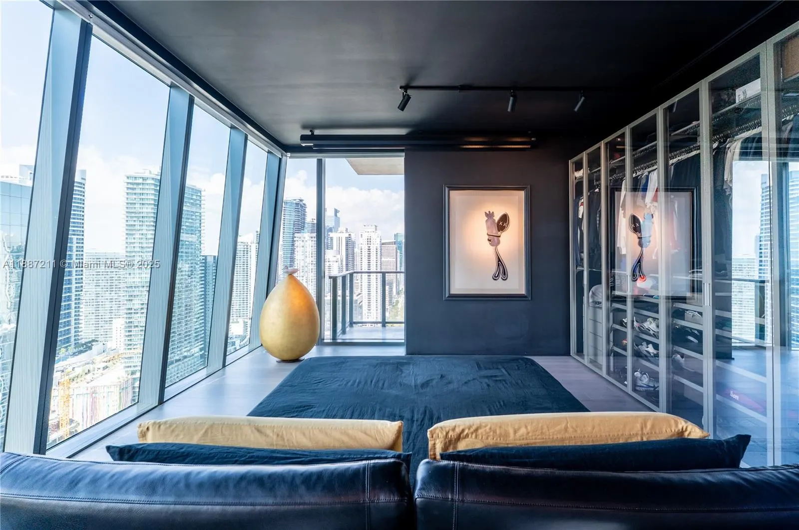 1451 Brickell Ave, #3903