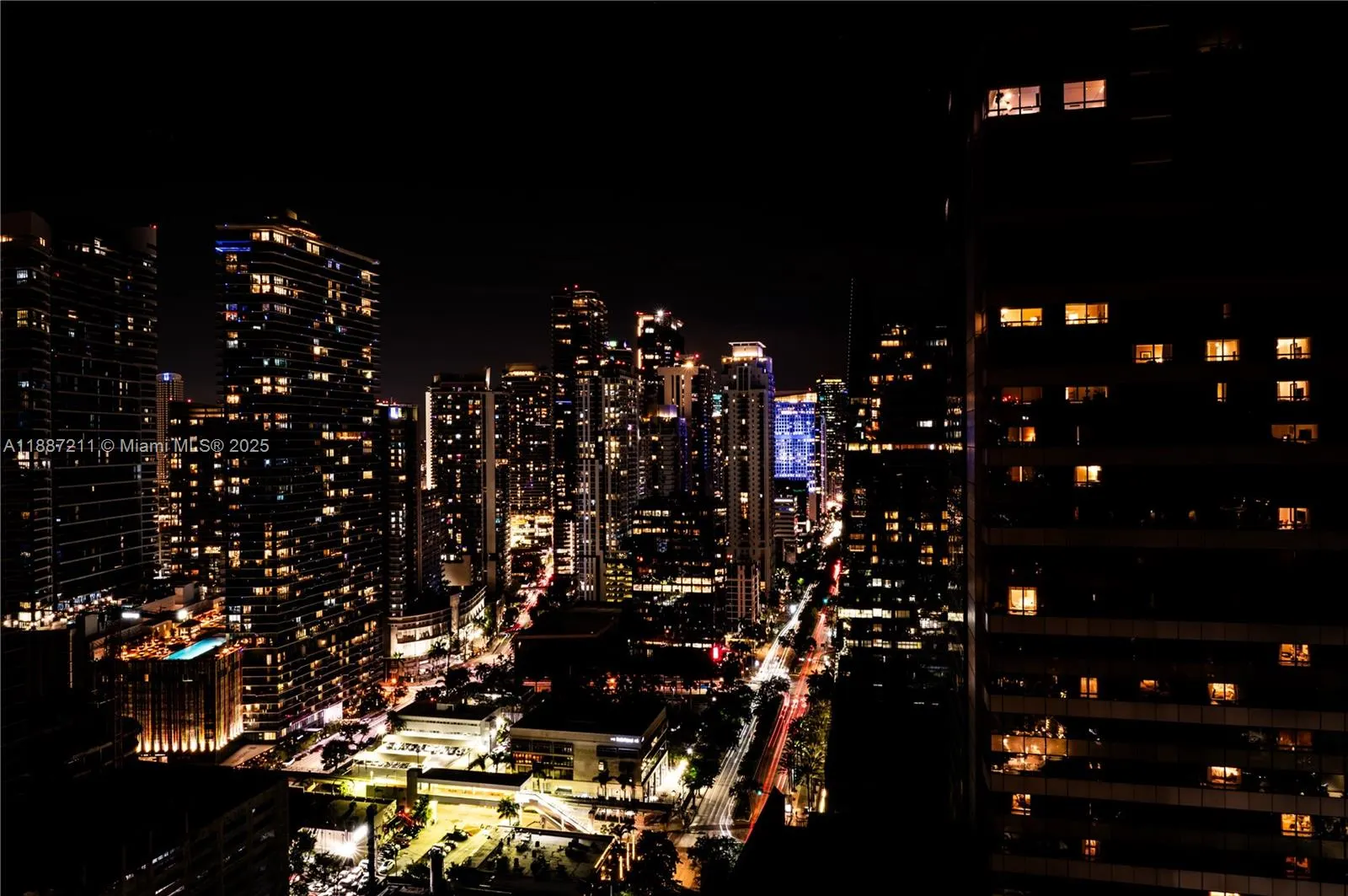1451 Brickell Ave, #3903