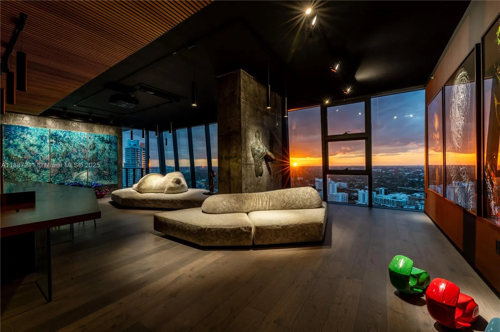1451 Brickell Ave, #3903