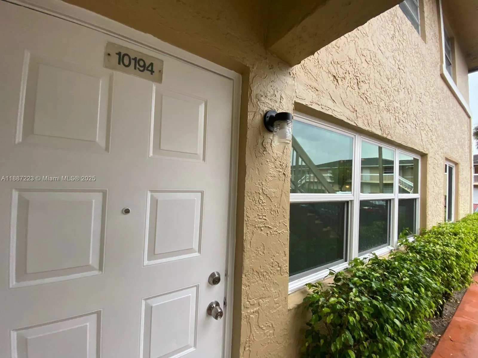 10194 Twin Lakes Dr, #14-A