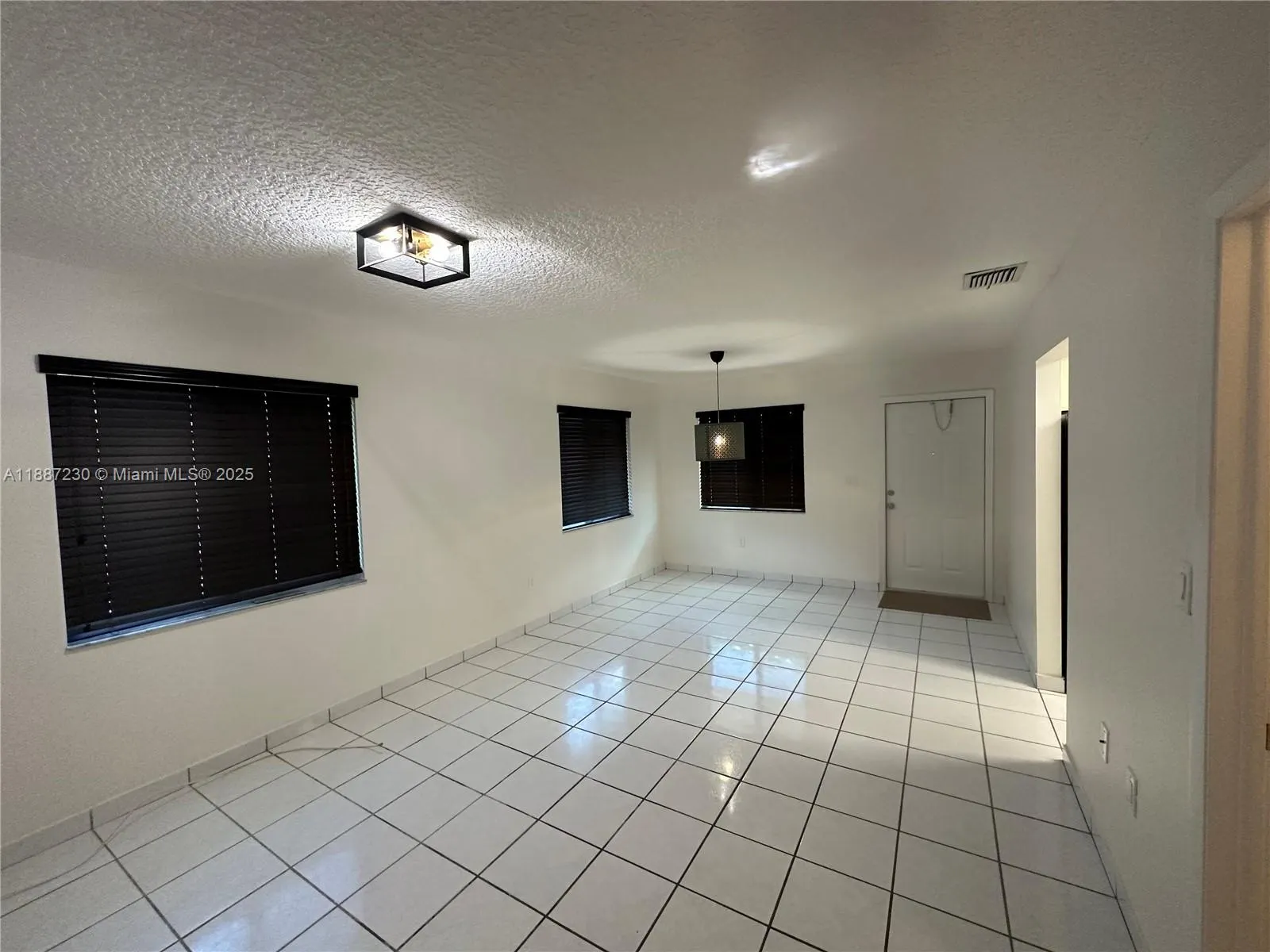 8719 SW 38th St, #REAR
