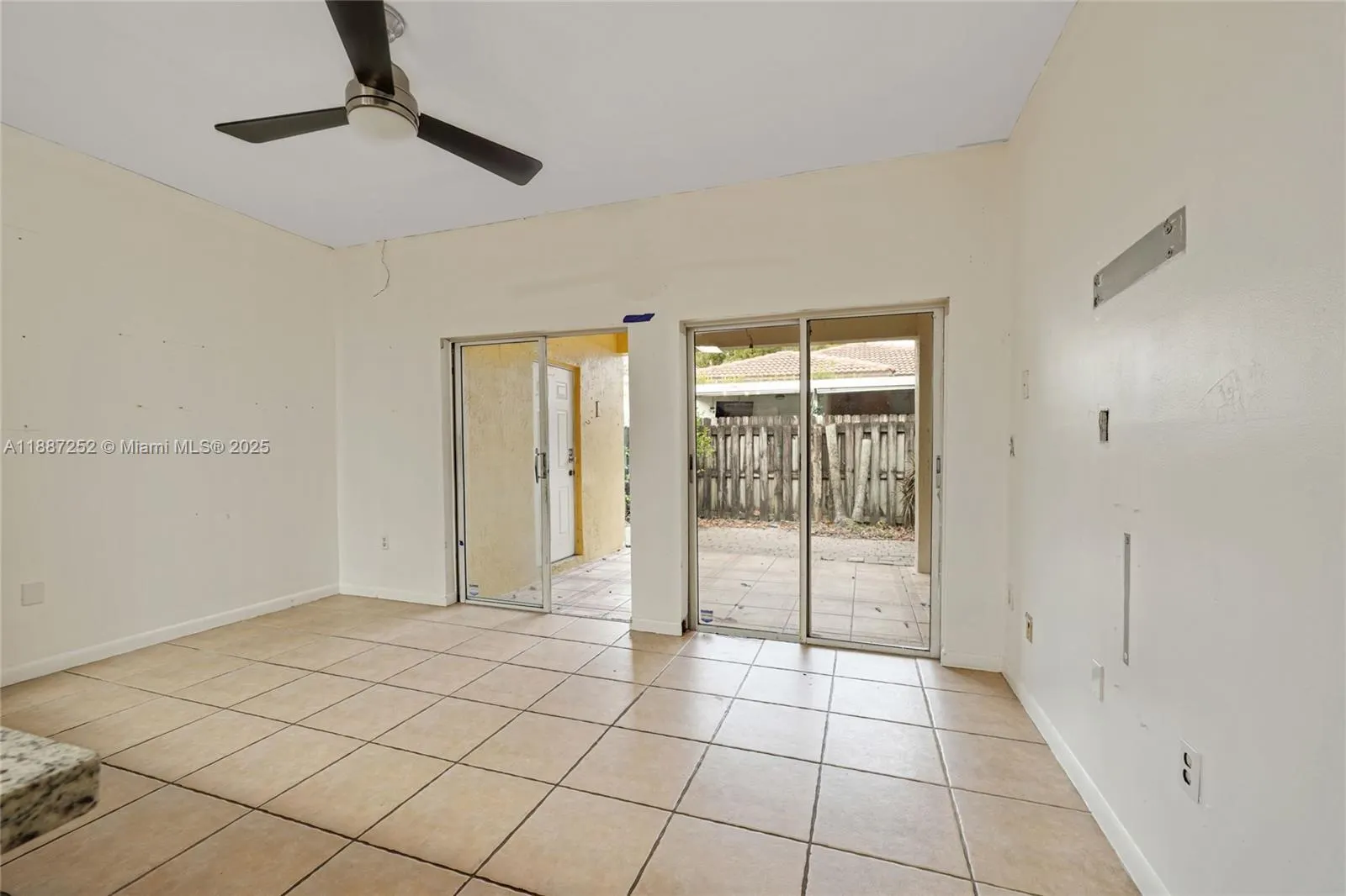 7978 NW 200th St
