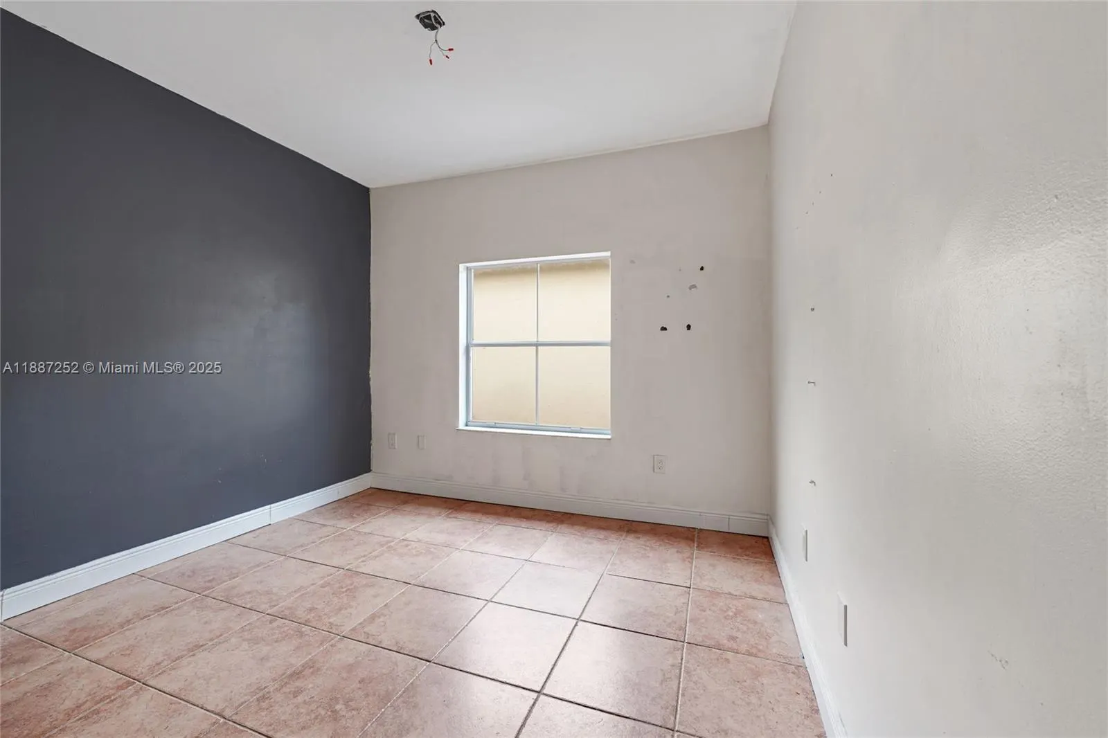 7978 NW 200th St