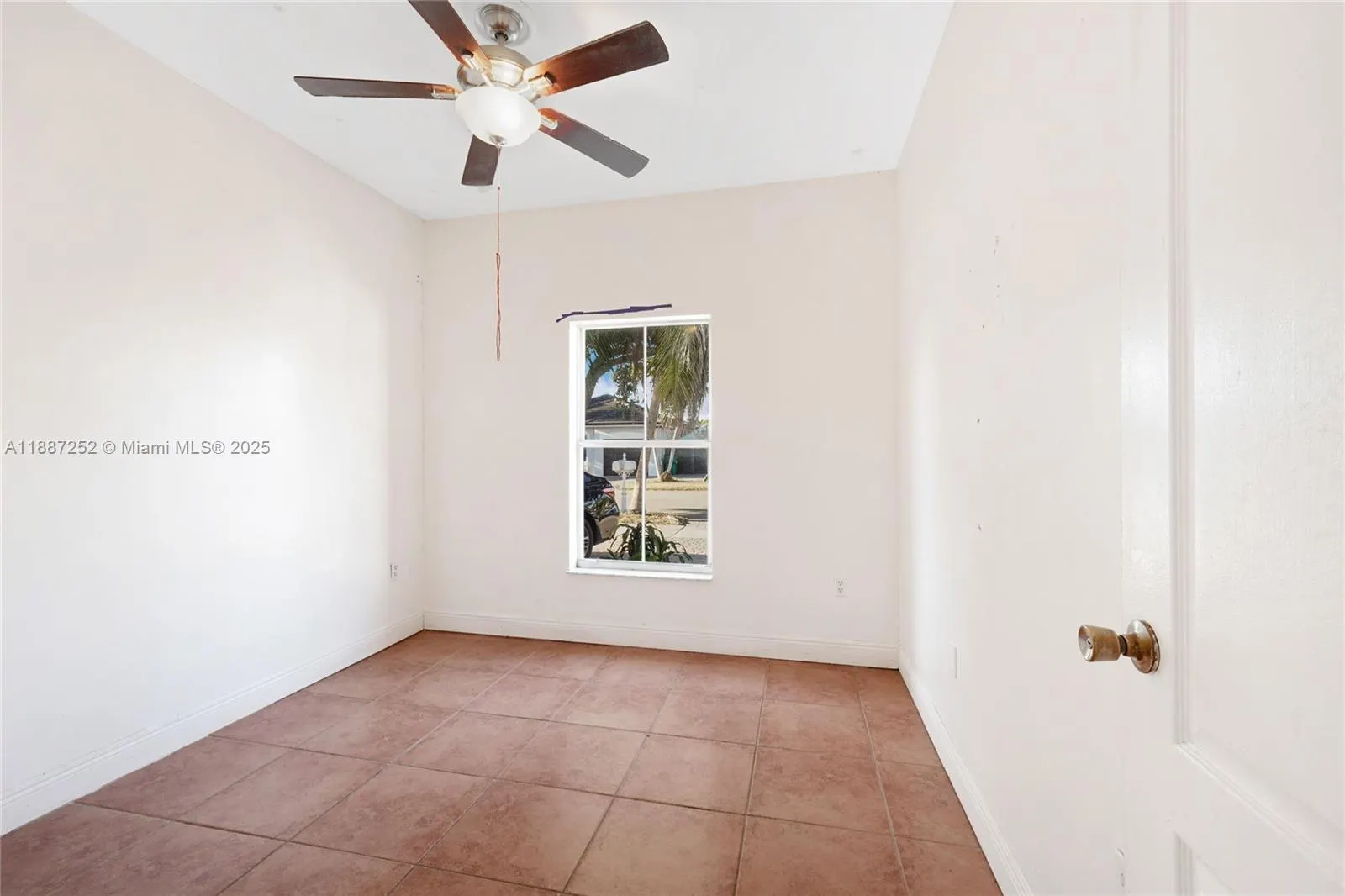 7978 NW 200th St