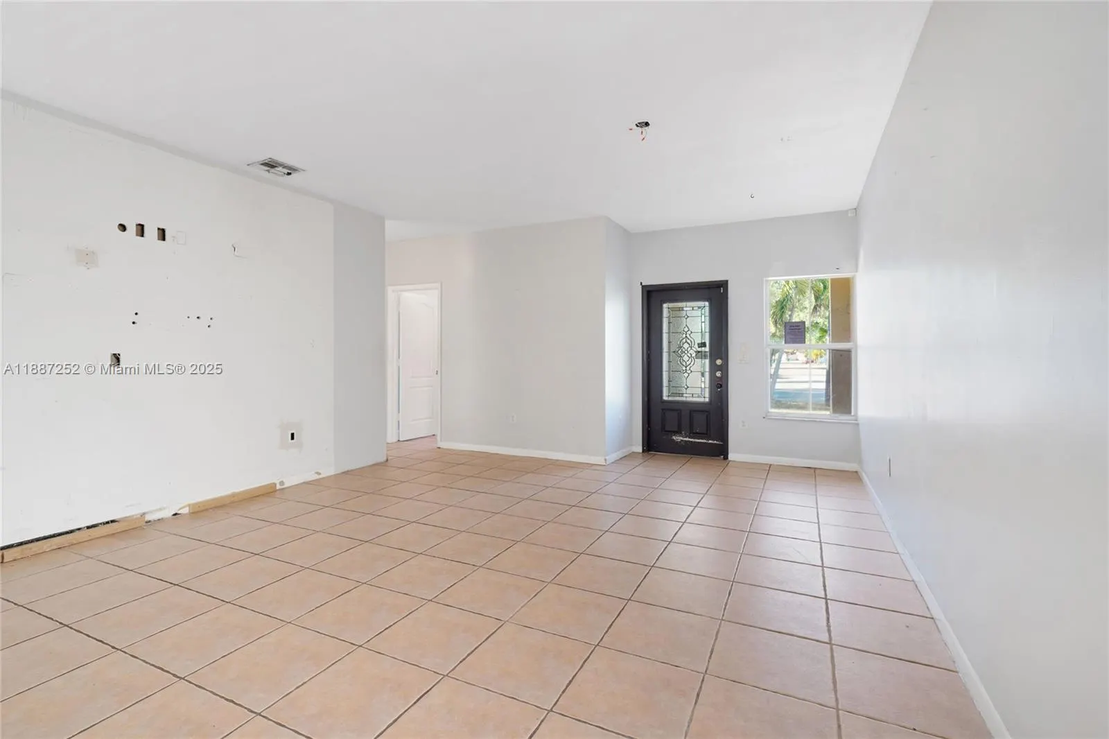 7978 NW 200th St