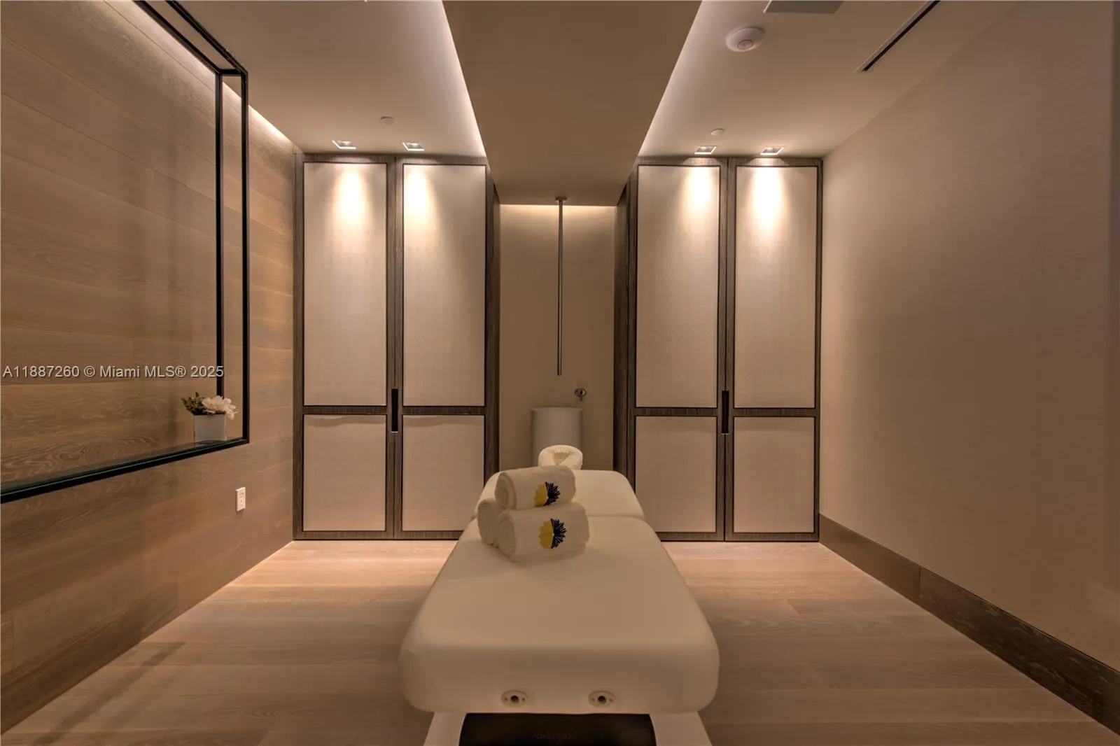 7085 Fisher Island Dr, #7085
