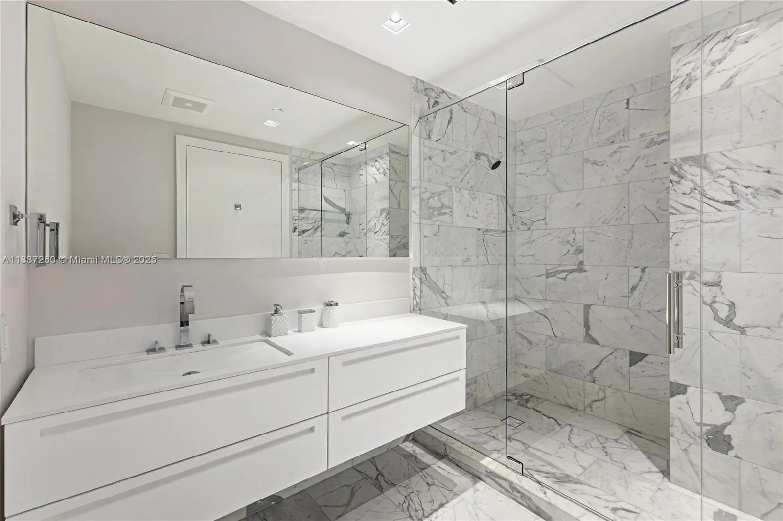 7085 Fisher Island Dr, #7085