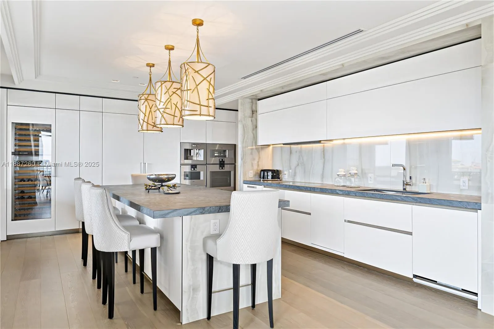 7085 Fisher Island Dr, #7085