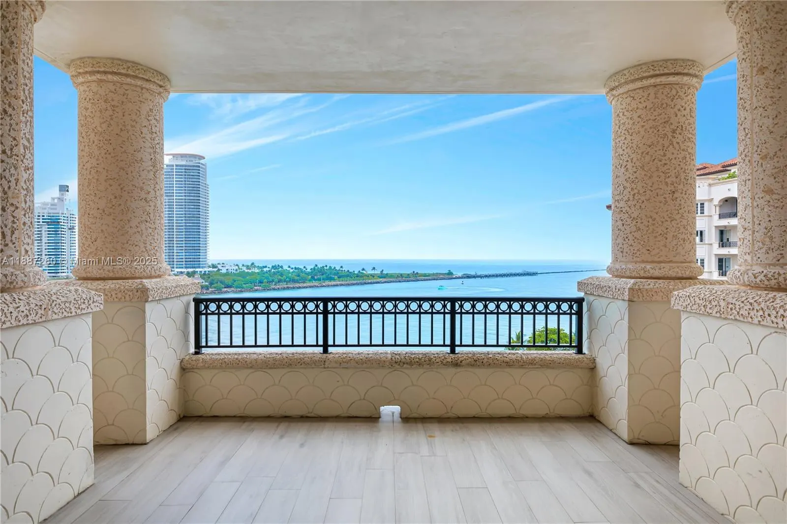 7085 Fisher Island Dr, #7085