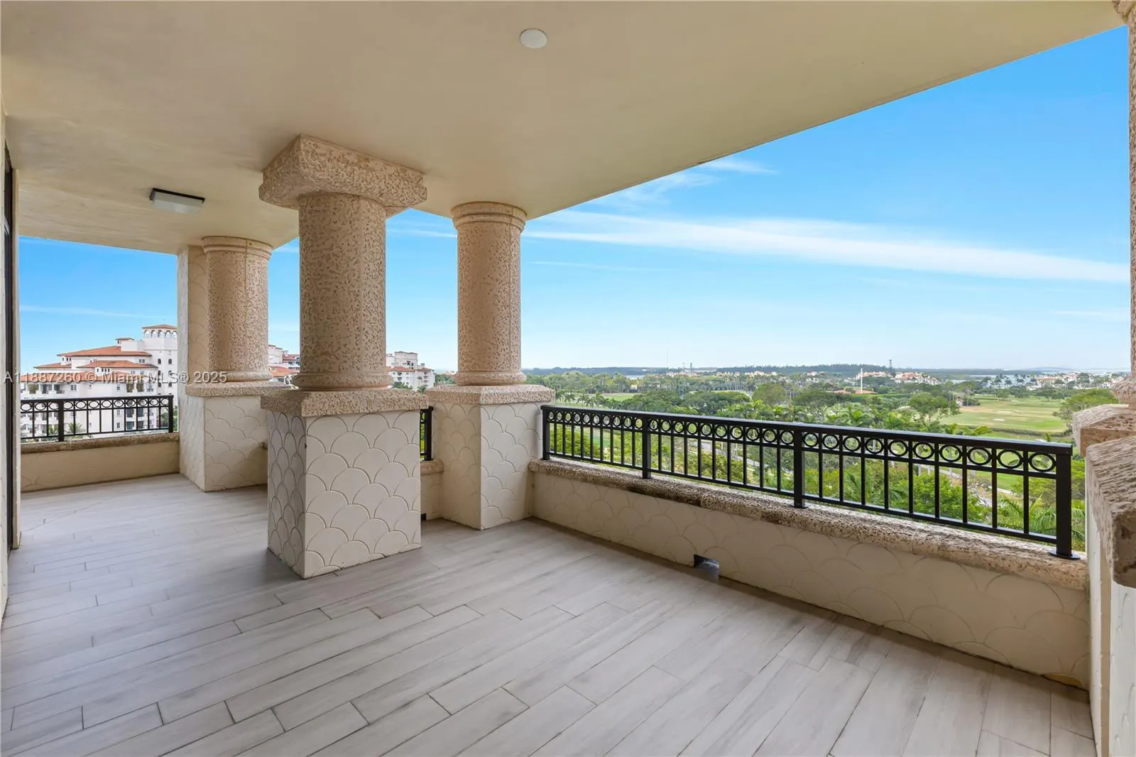 7085 Fisher Island Dr, #7085