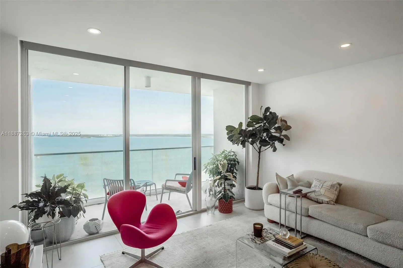 800 Claughton Island Dr, #1504