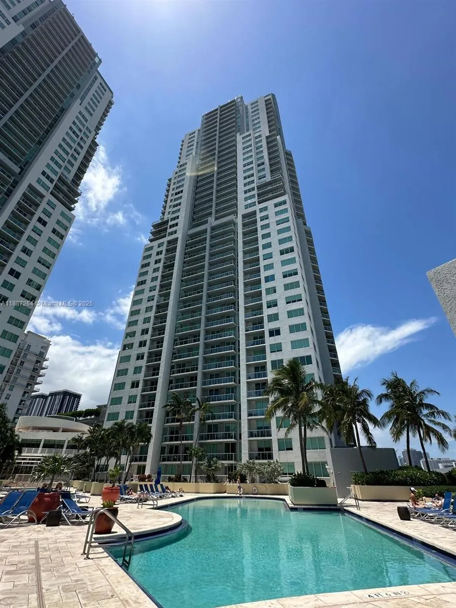 244 Biscayne Blvd, #4404