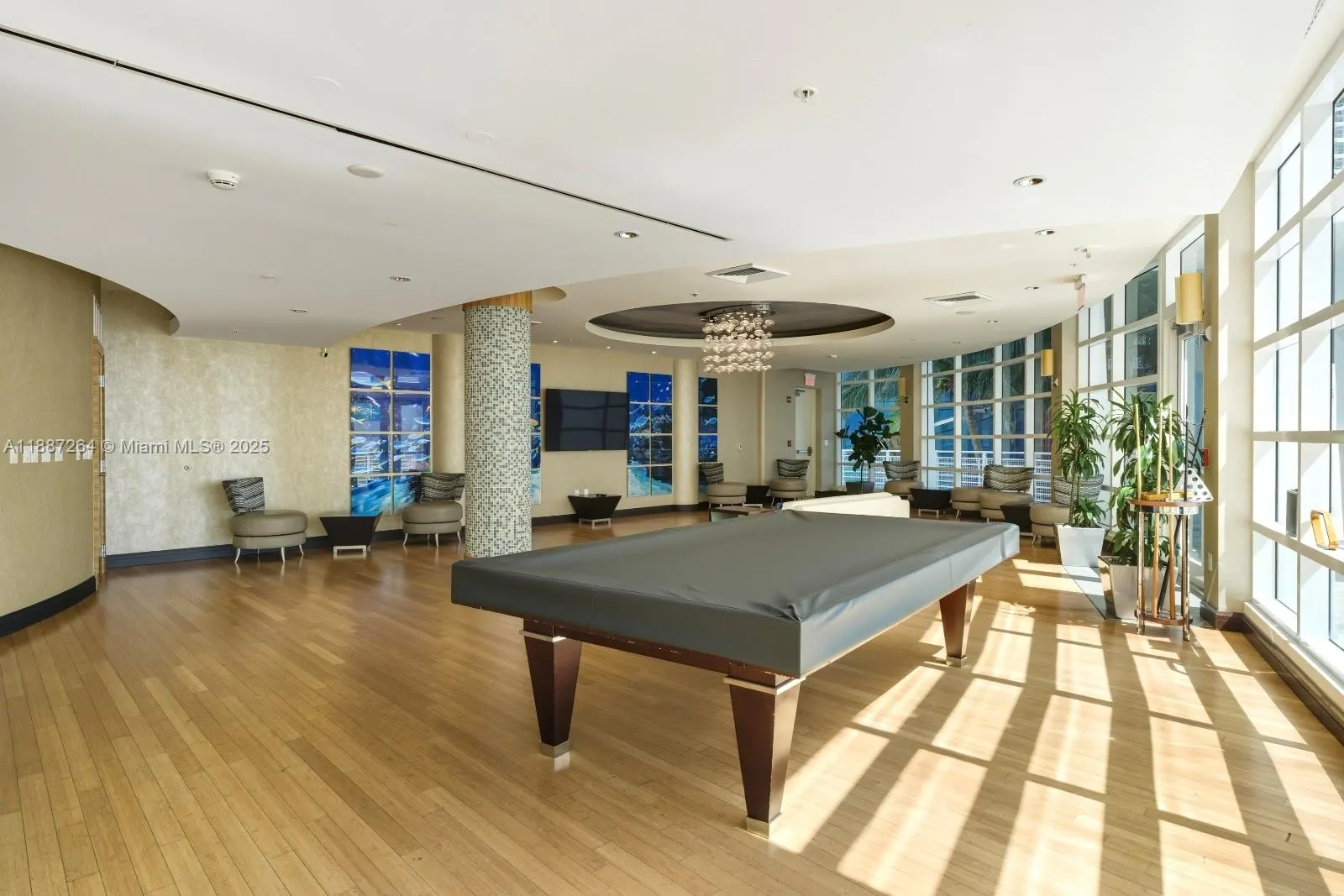 244 Biscayne Blvd, #4404