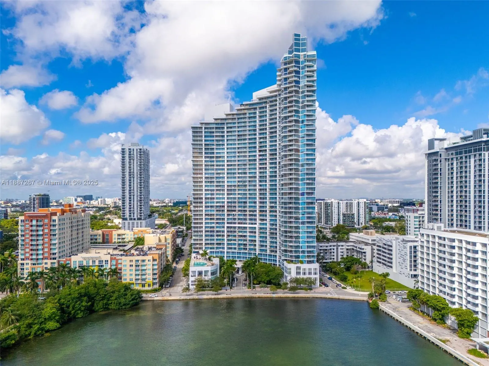 2020 N Bayshore Dr, #3501