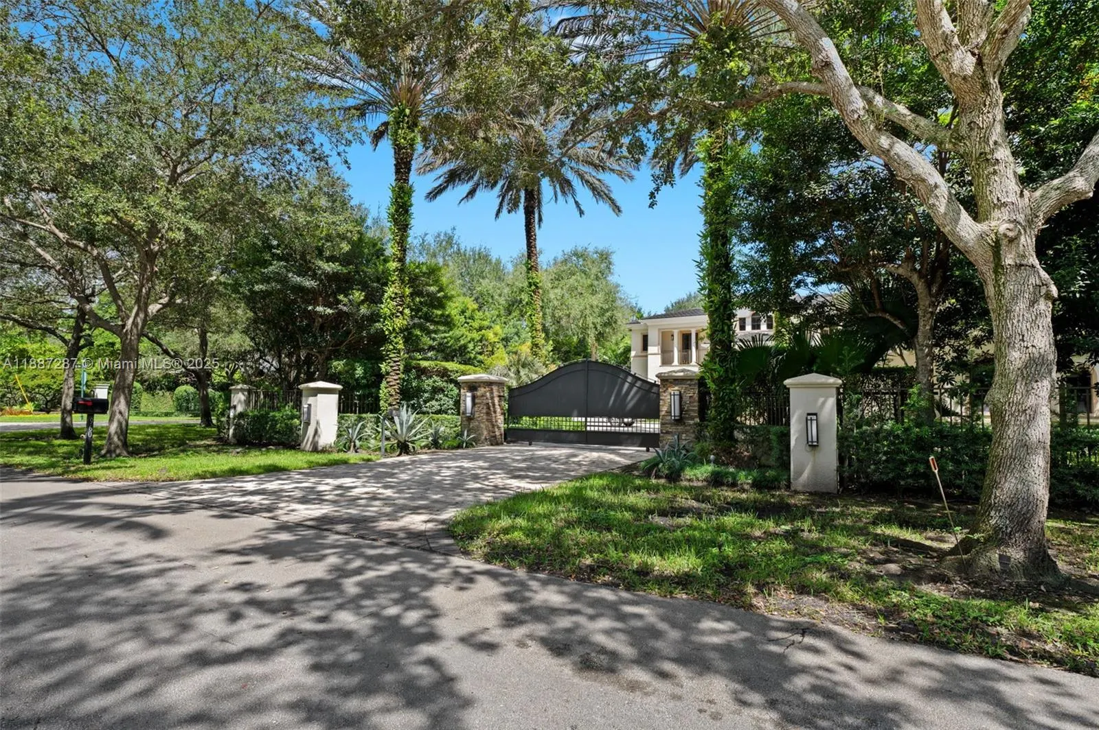 9601 SW 60 CT