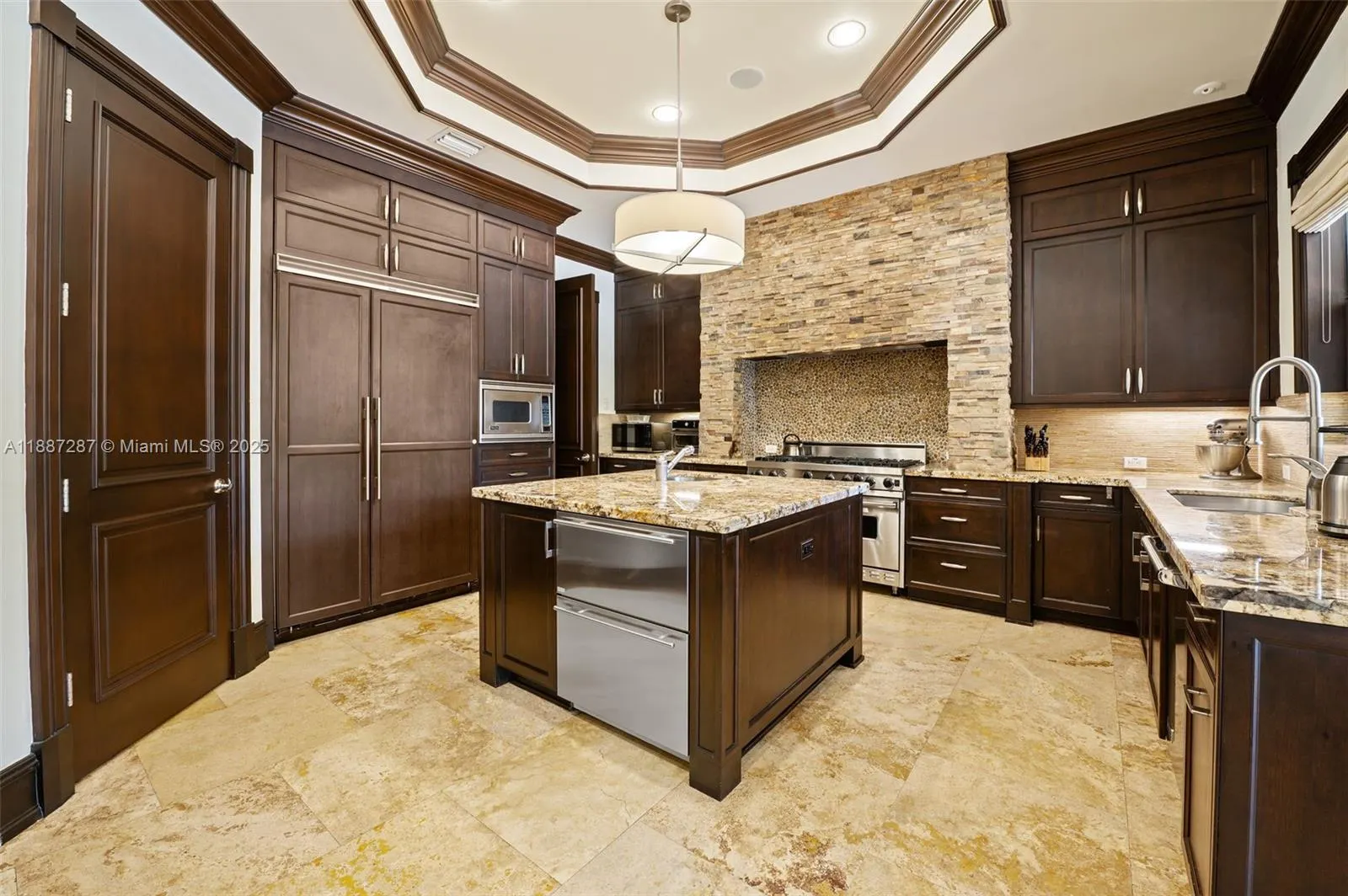 9601 SW 60 CT