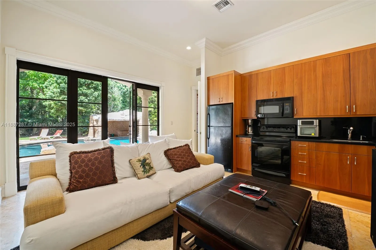 9601 SW 60 CT