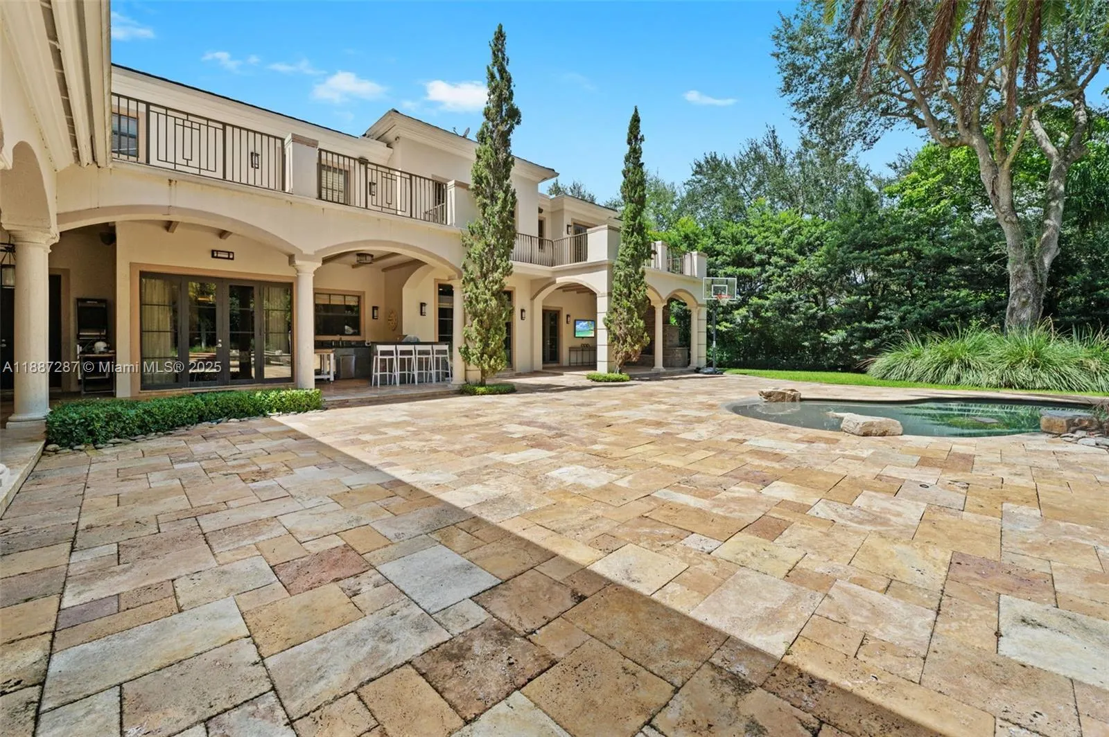 9601 SW 60 CT