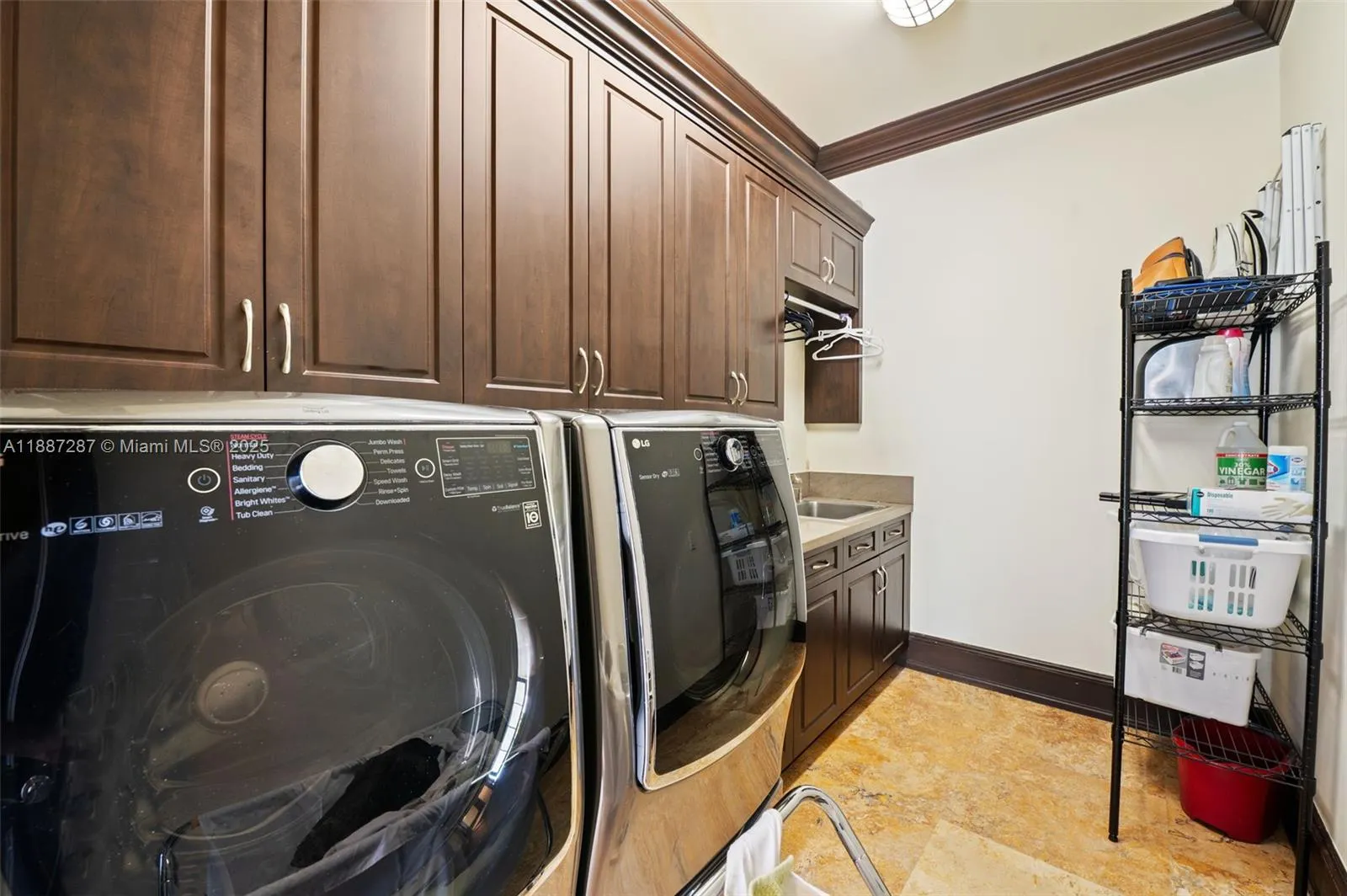 9601 SW 60 CT