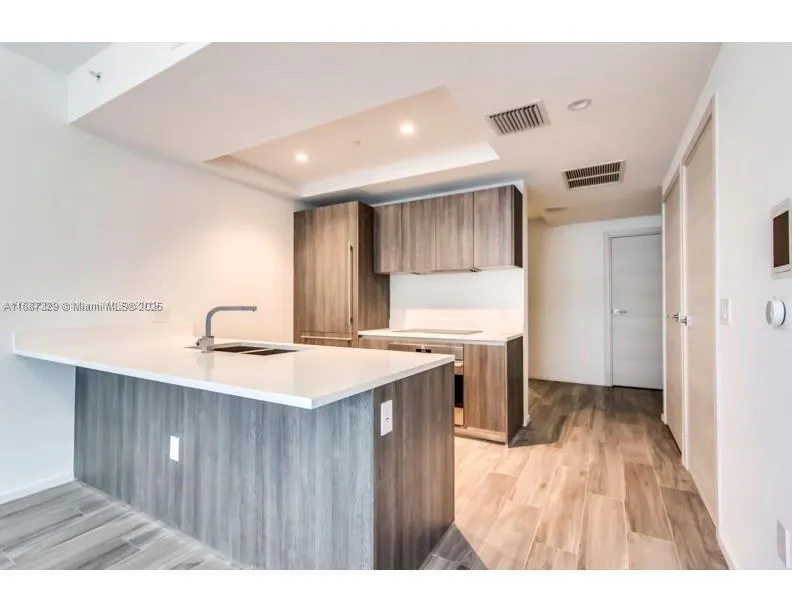 801 S Miami Ave, #4406