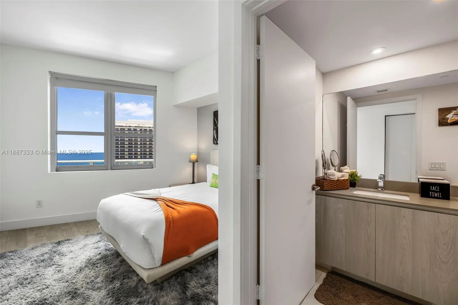 4111 S Ocean Dr, #LPH1