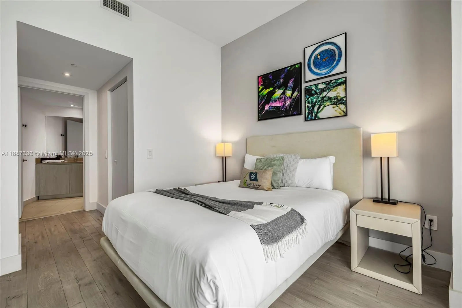 4111 S Ocean Dr, #LPH1
