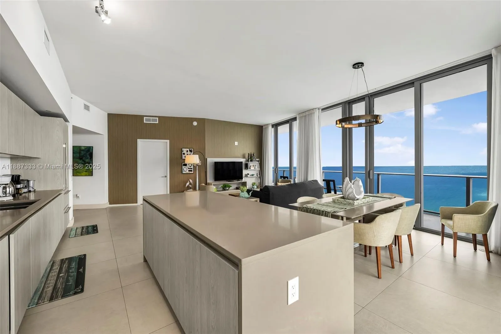 4111 S Ocean Dr, #LPH1