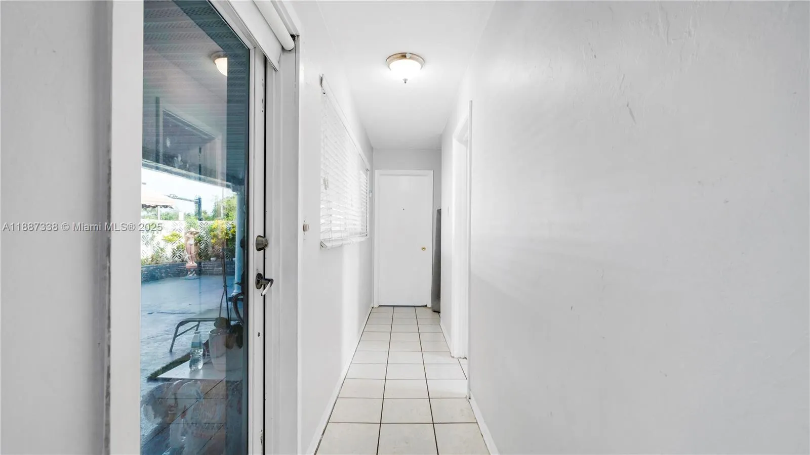 3145 Hollywood Blvd