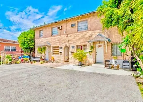 620 SW 13th Ave