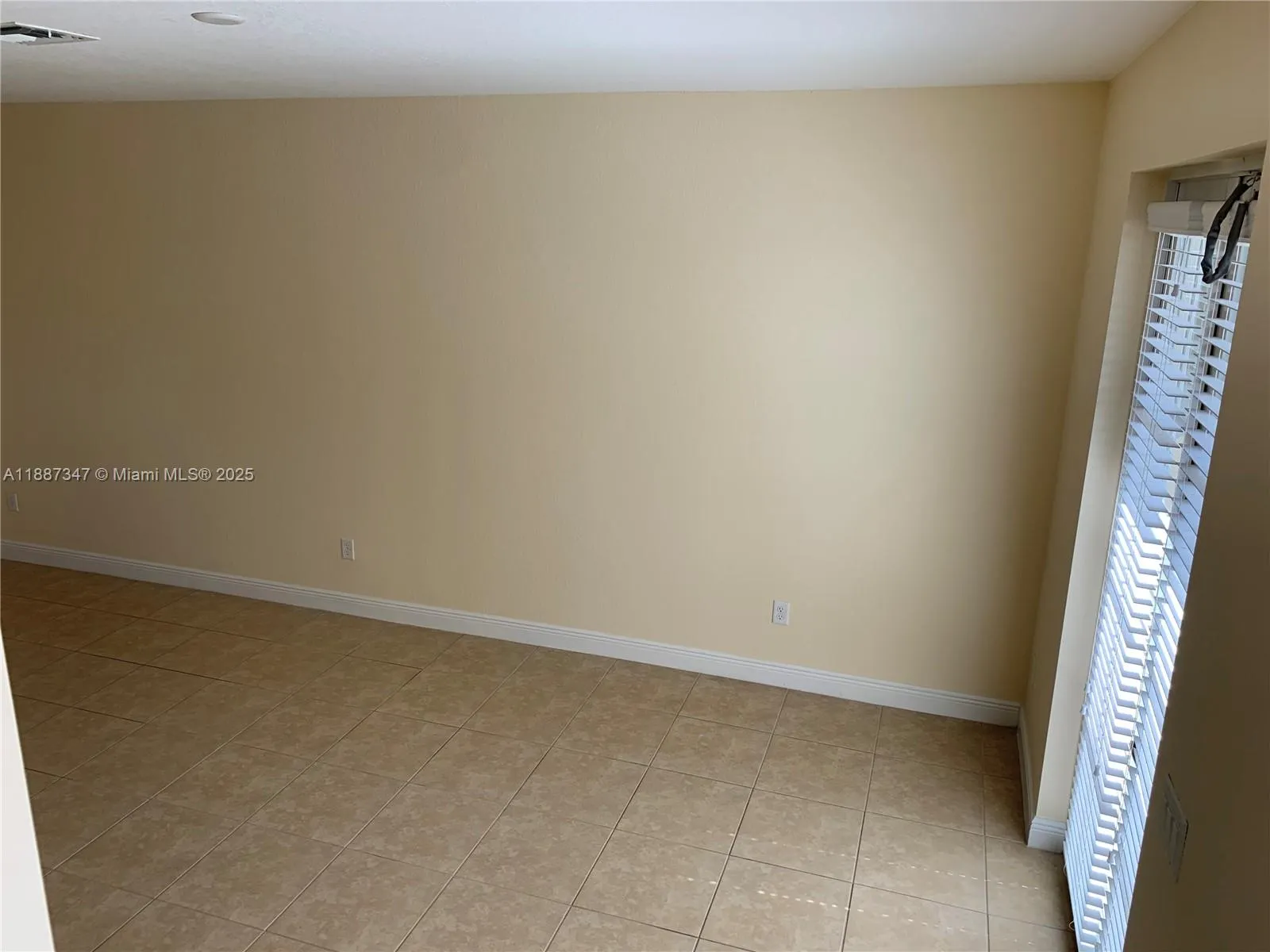 1044 SW 147th Ave, #10105