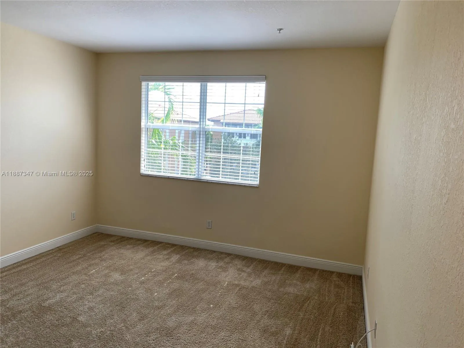 1044 SW 147th Ave, #10105