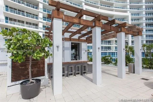 2020 N Bayshore Dr, #3501