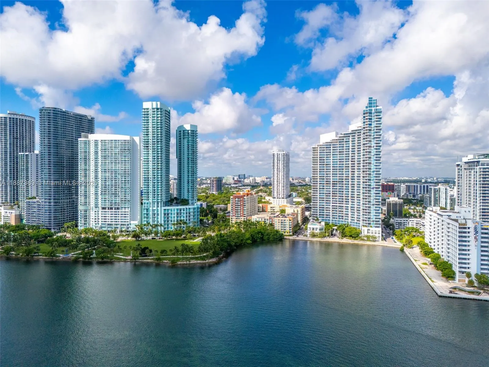 2020 N Bayshore Dr, #3501