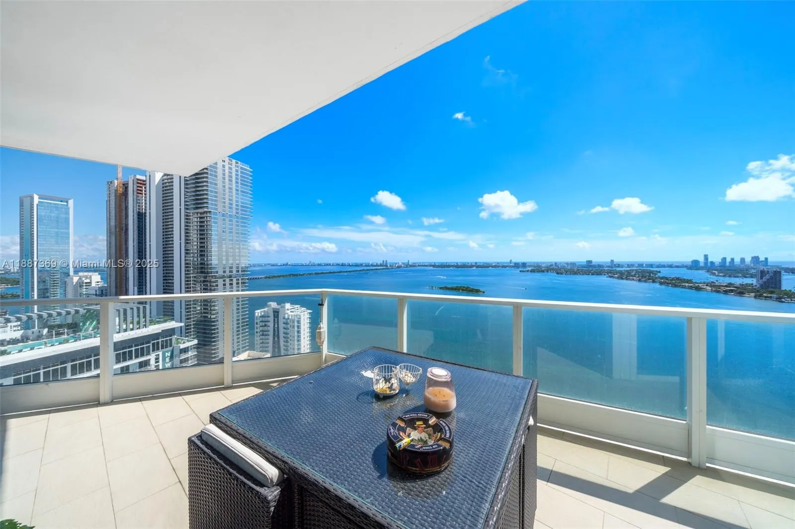 2020 N Bayshore Dr, #3501