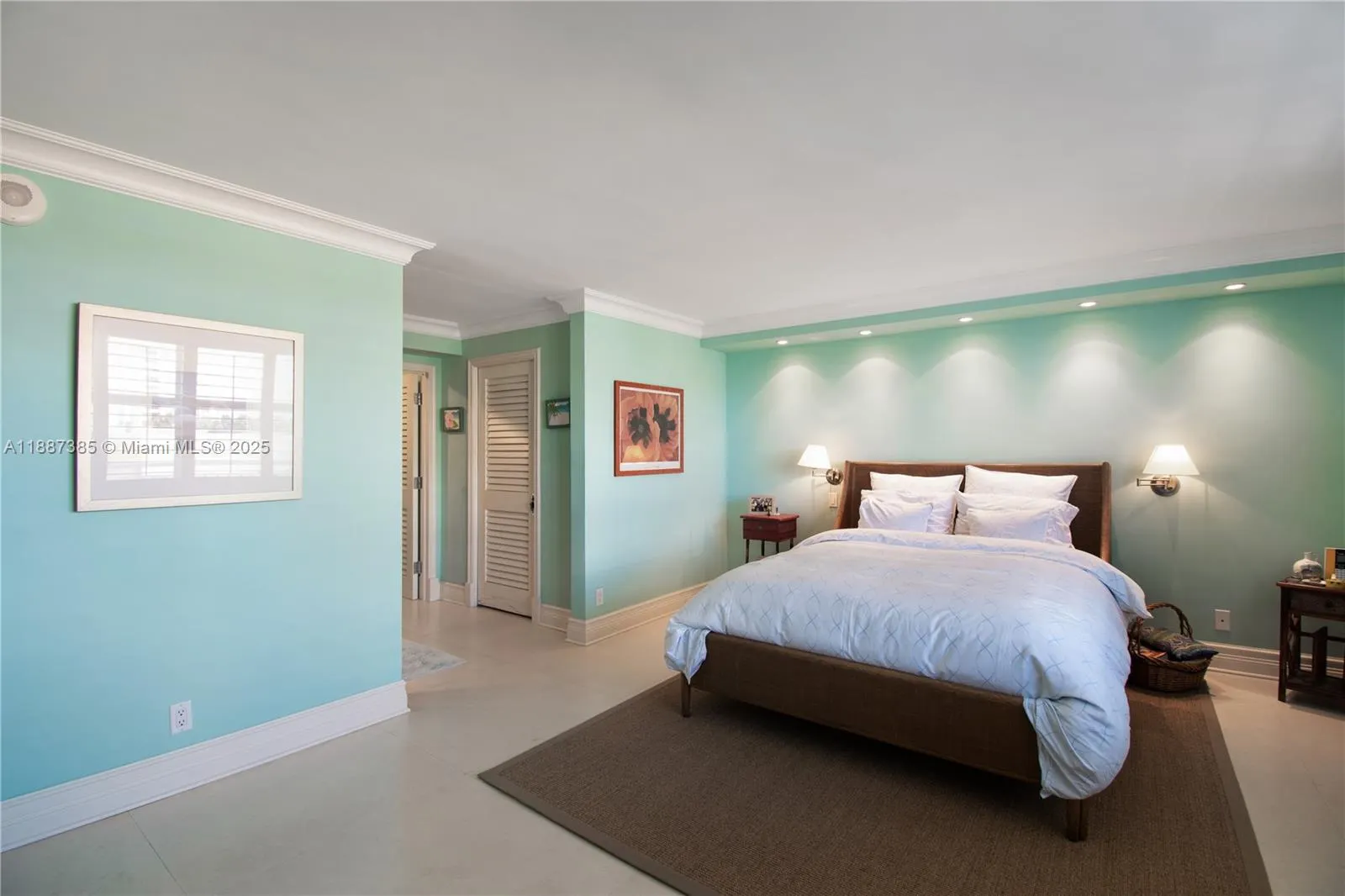 613 Ocean Dr, #6D
