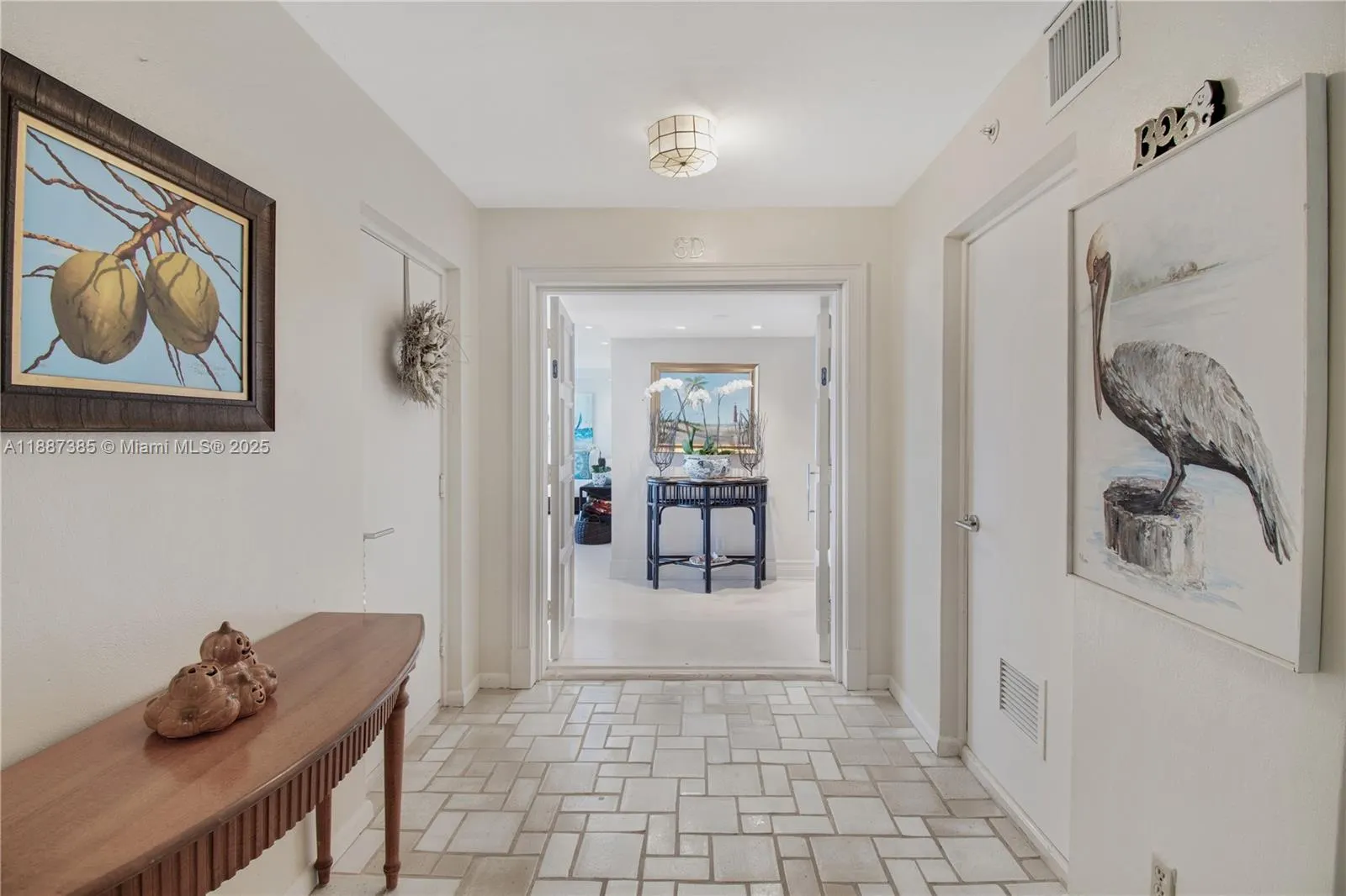613 Ocean Dr, #6D
