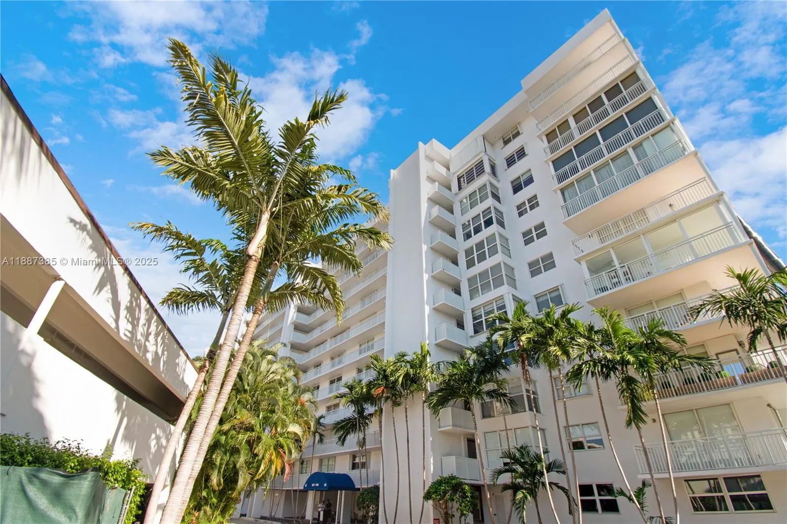 613 Ocean Dr, #6D