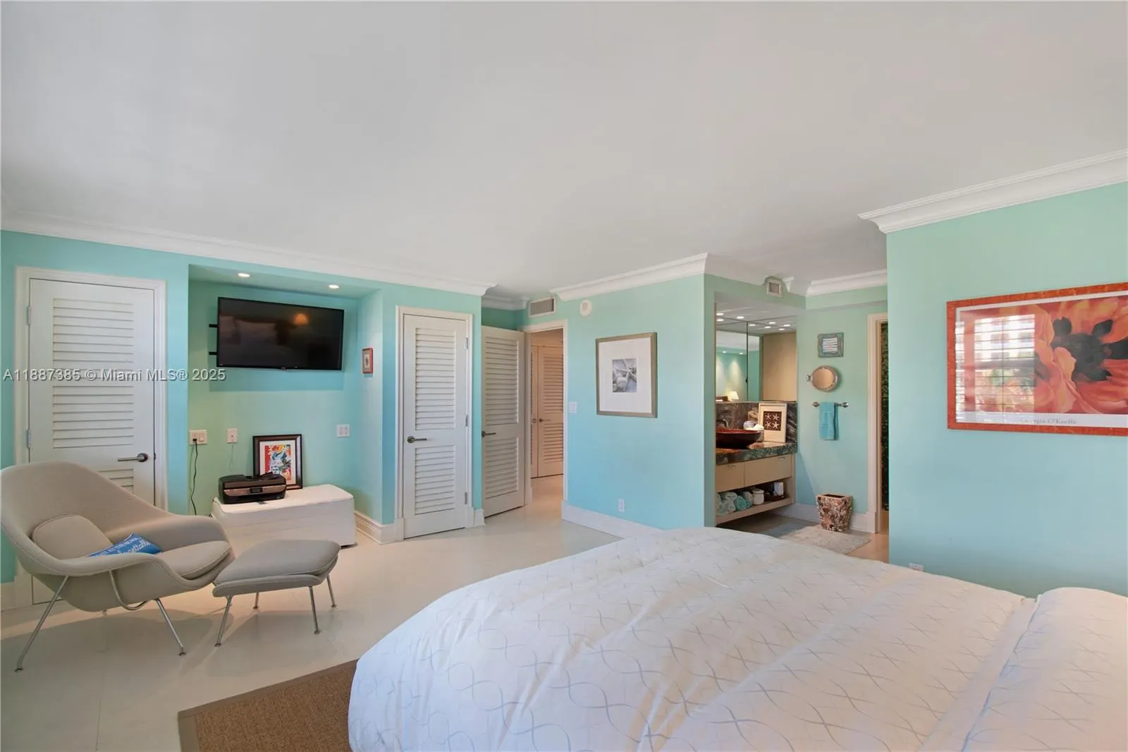 613 Ocean Dr, #6D