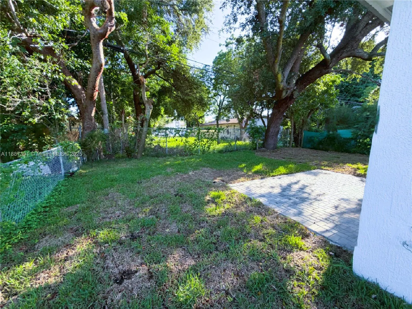 706 SW 7th St
