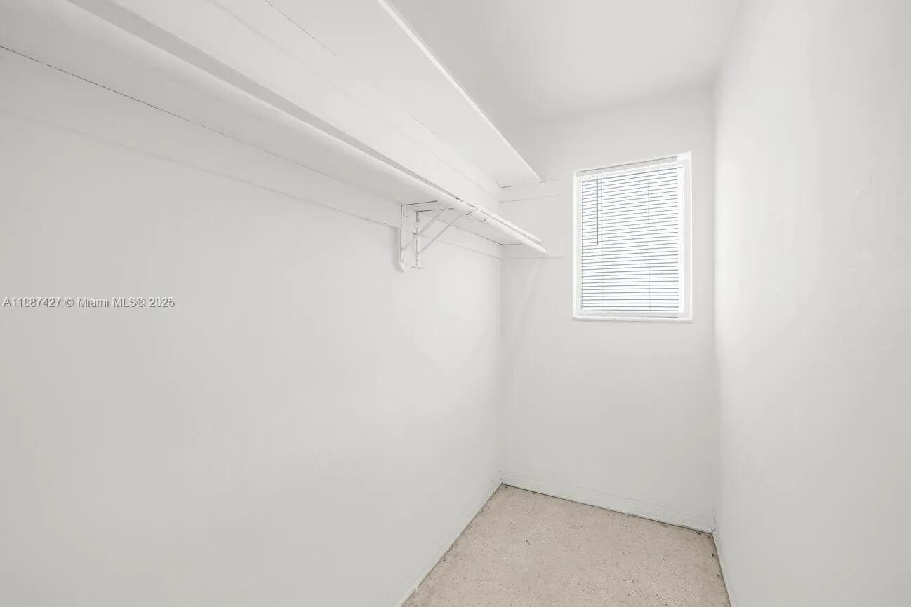 501 NE 82nd Ter, #8
