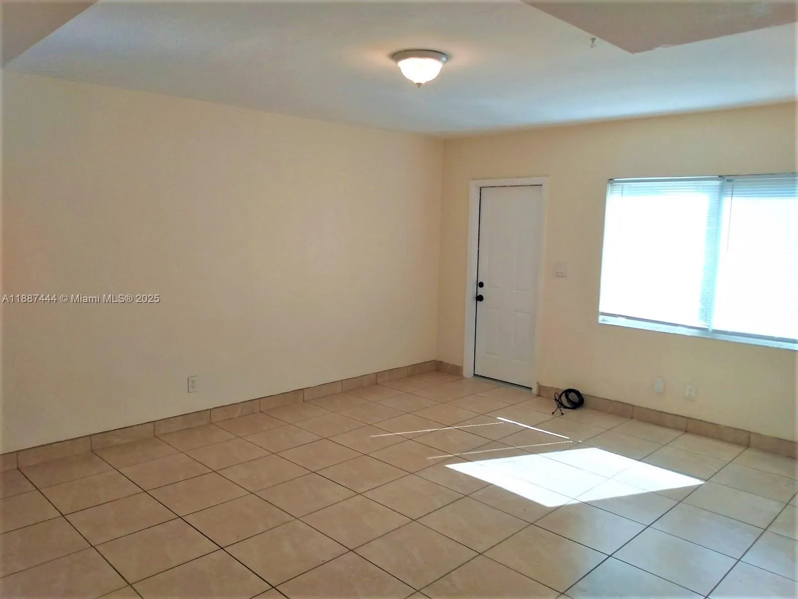 1101 8th St, #1103